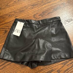 ZARA Black Faux Leather Skort